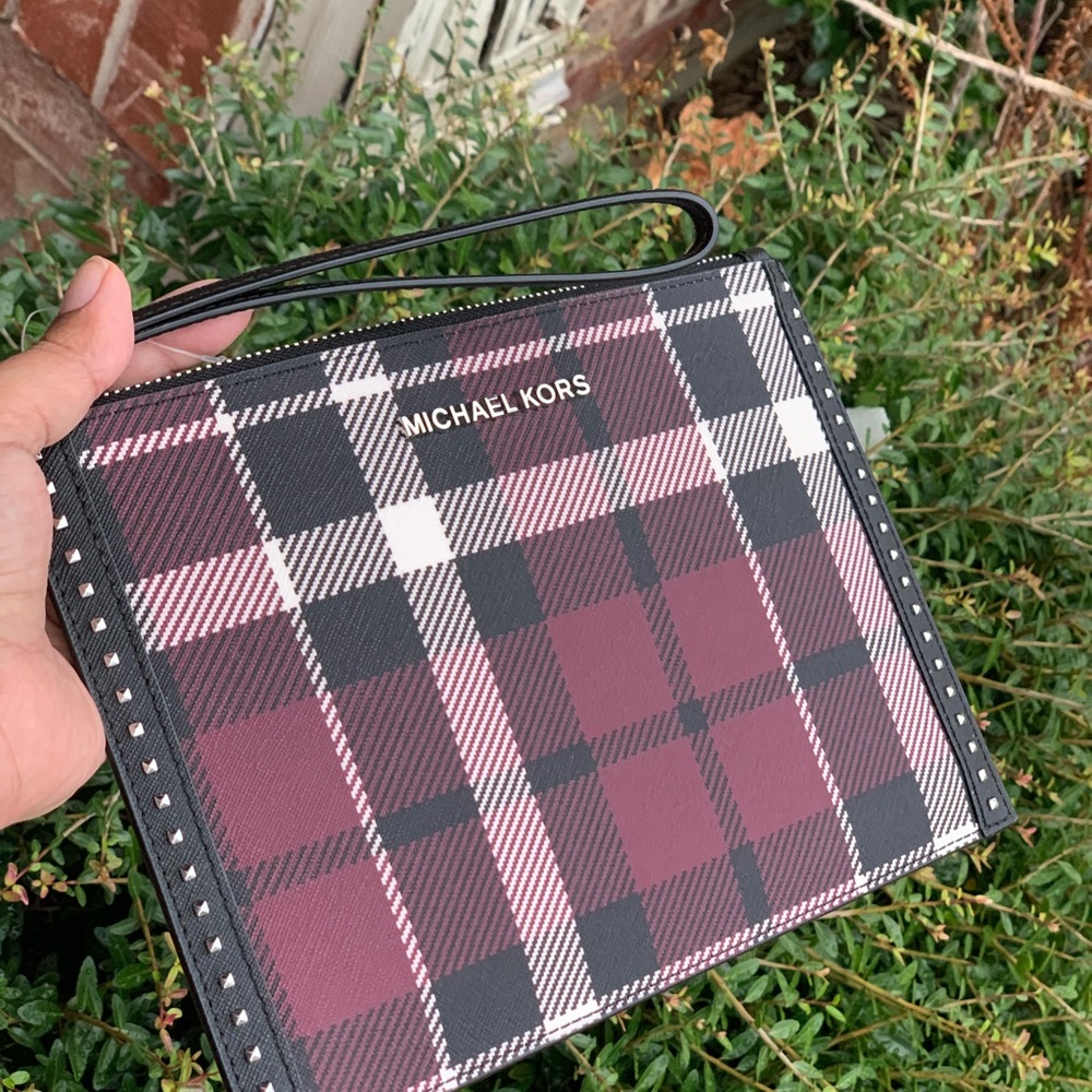 Michael kors jet setXL plaid wristlet merlot multi - Picture 2 of 8